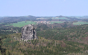 Wallpaper Ausblick von den Schrammsteinen auf den Falkenstein Sächsische Schweiz